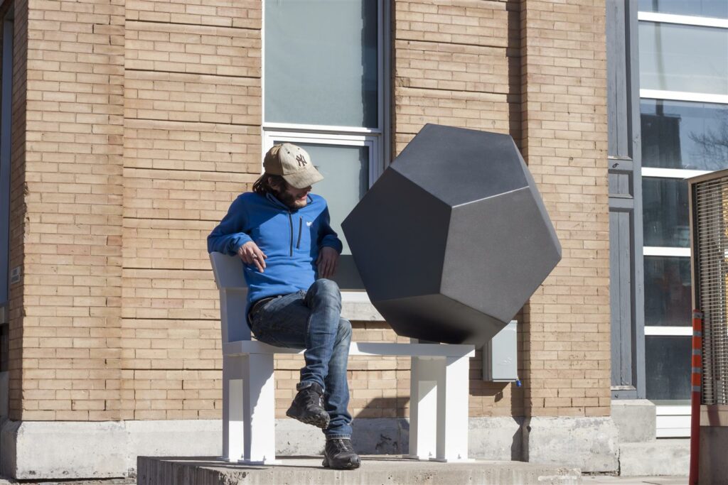 platon 20417 (large)